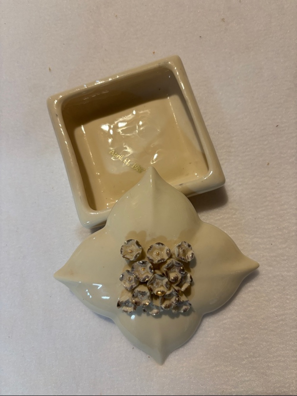 Ceramic Decorative  vintage Trinket Box with Floral Top - Cream